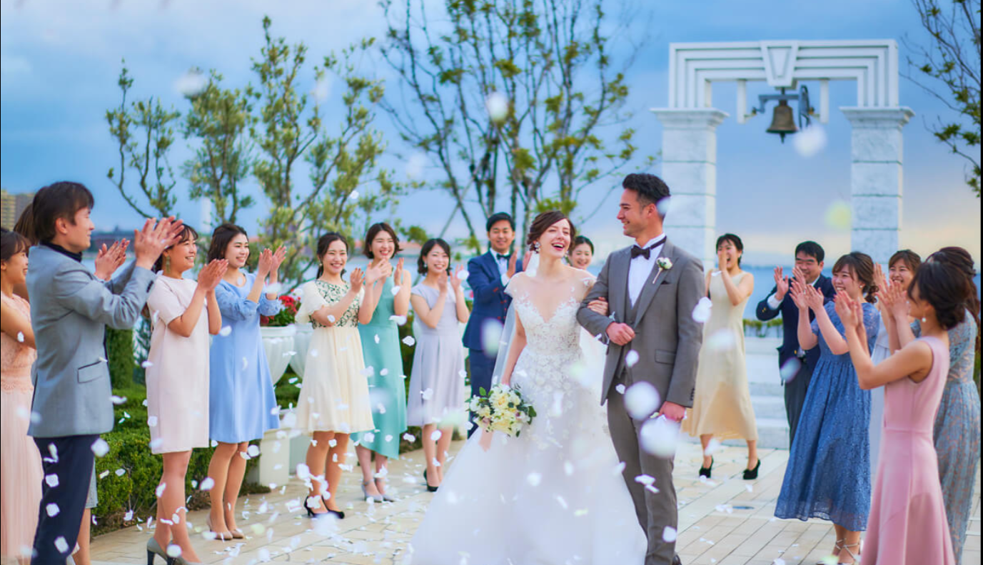 少人数挙式＋食事会6名様+衣装ランクアップフリープラン